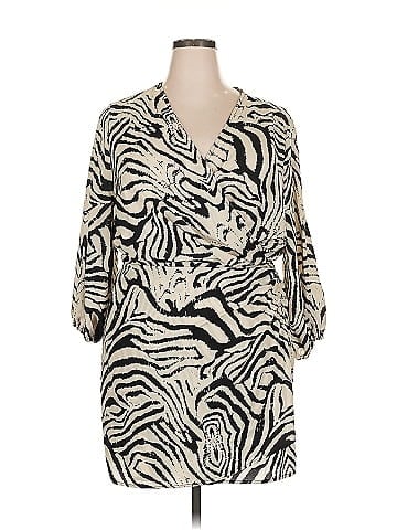 Fashion Nova 3/4 Sleeve Blouse (view 1)
