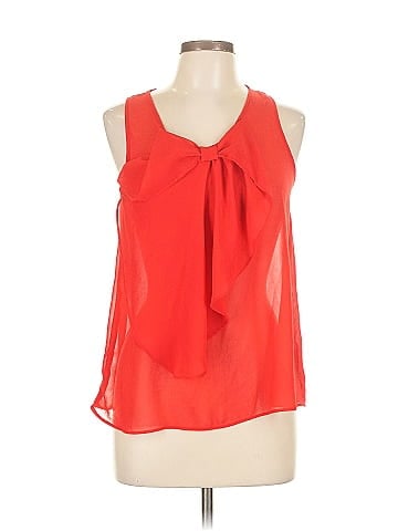 B.wear Sleeveless Blouse (view 1)