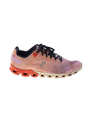 On Cloud Sneakers (view 1)