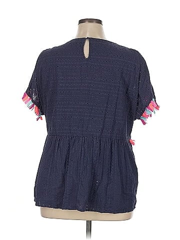 Andree by UNIT Short Sleeve Top (view 2)