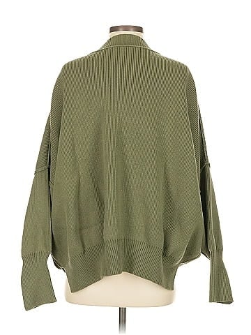 VICI Pullover Sweater (view 2)