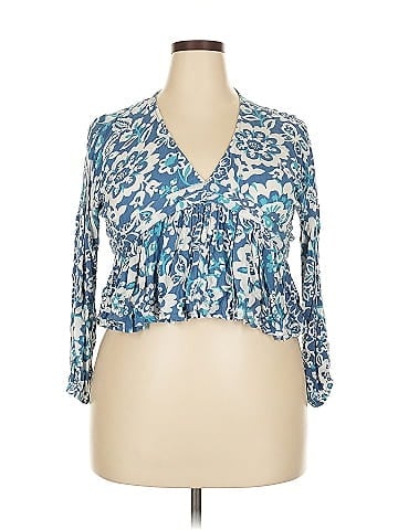 O'Neill 3/4 Sleeve Blouse (view 1)