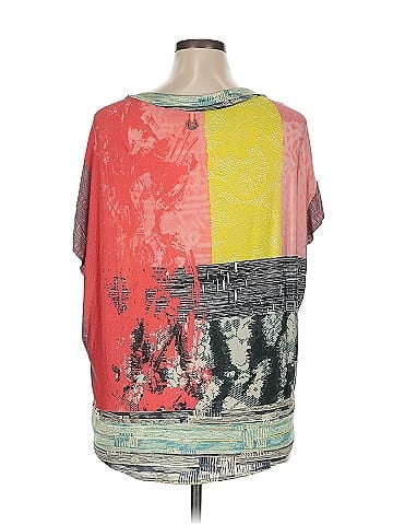 Save The Queen Short Sleeve Top (view 2)