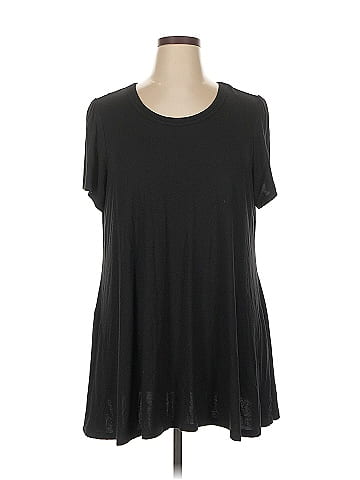 LOGO by Lori Goldstein Short Sleeve T-Shirt (view 1)