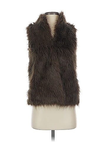 Kenar Faux Fur Vest (view 1)