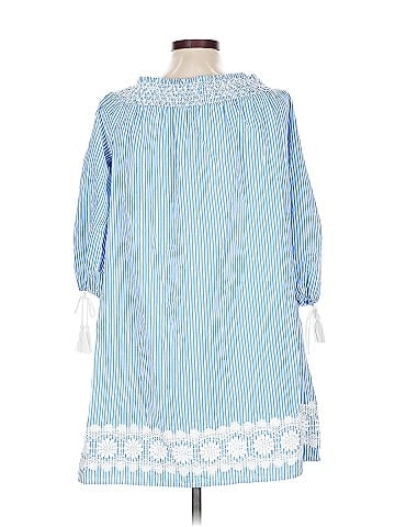 Crown & Ivy Casual Dress (view 2)