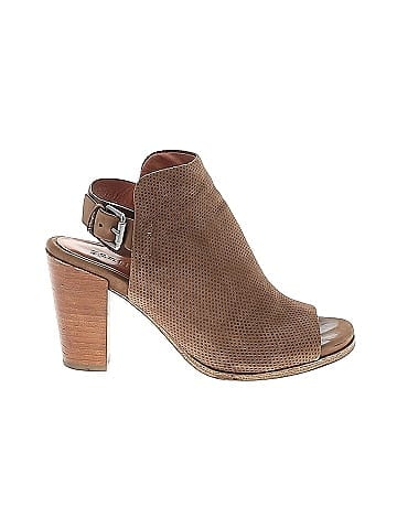 Gentle Souls by Kenneth Cole Heels (view 1)