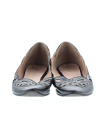 Restricted Shoes Flats (view 2)