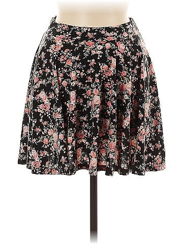 Charlotte Russe Casual Skirt (view 1)