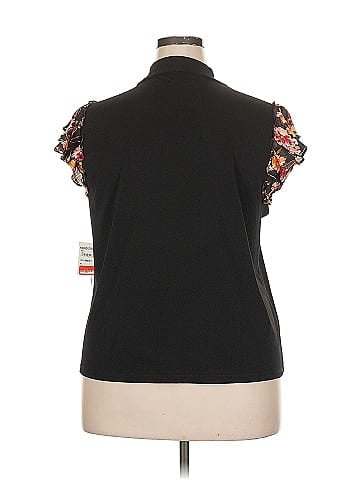 CeCe Short Sleeve Top (view 2)