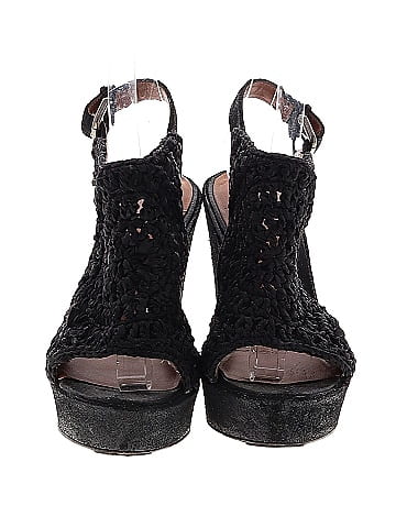 Elizabeth and James Wedges (view 2)
