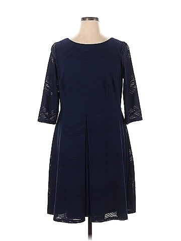 London Times Casual Dress (view 1)