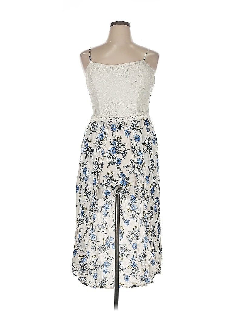 Pre-owned No Boundaries Casual Dress In White