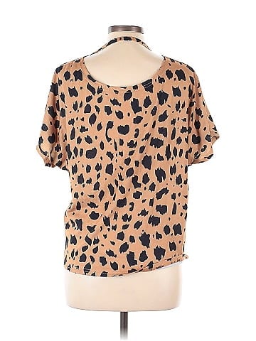 Emery Rose Short Sleeve Blouse (view 2)