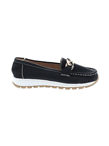 Unbranded Flats (view 1)