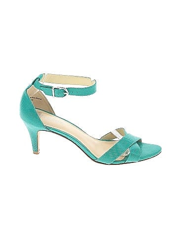 Kelly & Katie Heels (view 1)