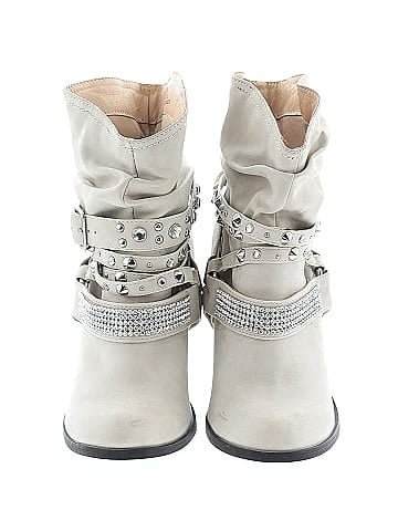 Daisy Fuentes Ankle Boots (view 2)