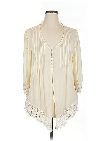 Adiva 3/4 Sleeve Blouse (view 1)