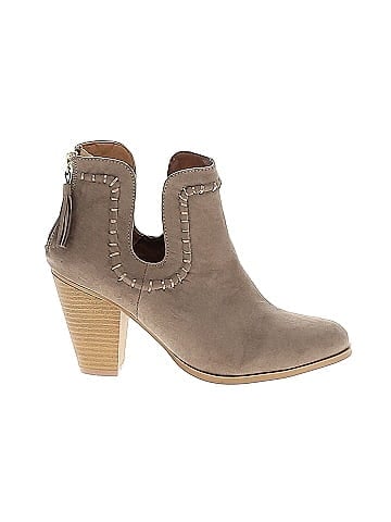 Qupid Ankle Boots (view 1)