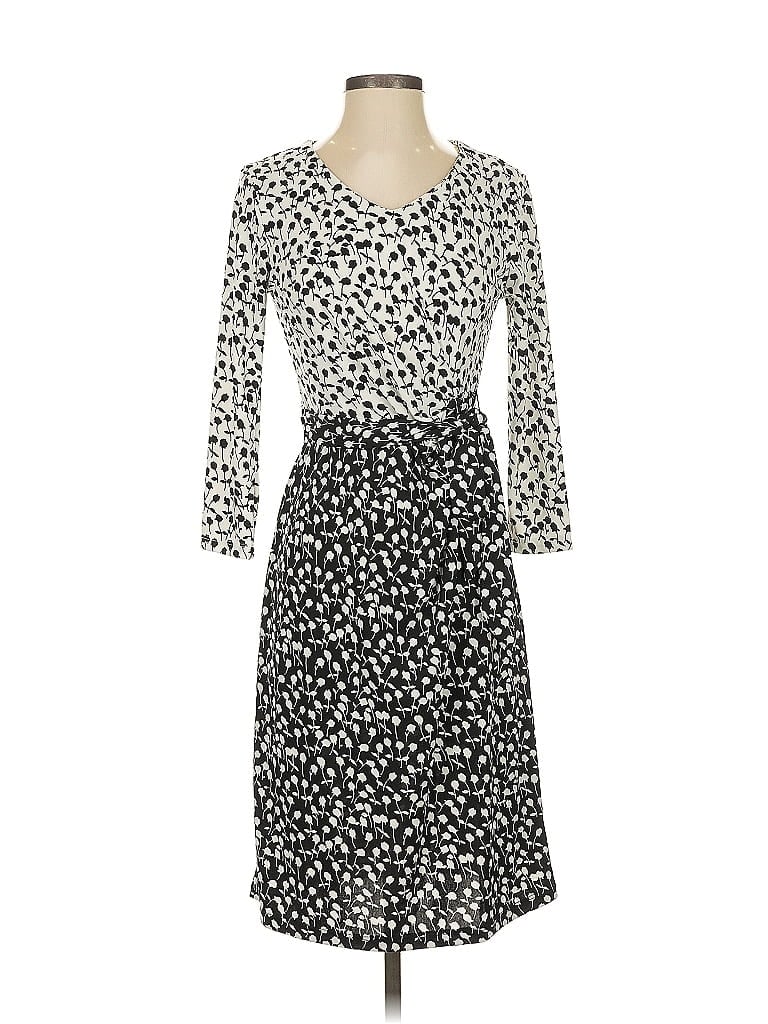 Click to view more detailed imagery on our partner's website Pre-owned Talbots Casual Dress In Gray