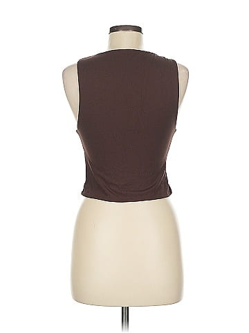 Babaton Sleeveless T-Shirt (view 2)