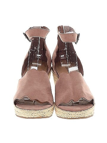 Maurices Wedges (view 2)