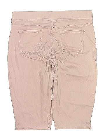 Gloria Vanderbilt Khaki Shorts (view 2)