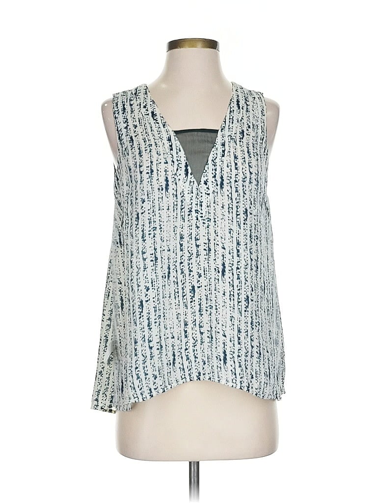 Pre-owned Lilla P Sleeveless Blouse In Blue