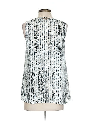 Lilla P Sleeveless Blouse (view 2)