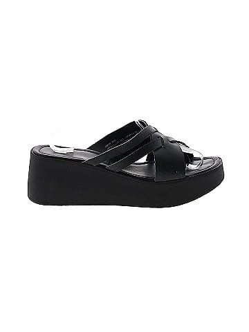 Seychelles Wedges (view 1)