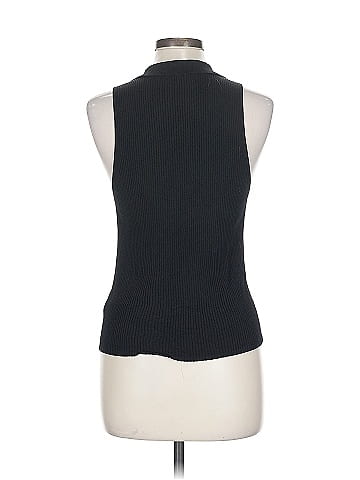 Babaton Sleeveless Button-Down Shirt (view 2)