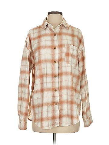Aeropostale Long Sleeve Button-Down Shirt (view 1)
