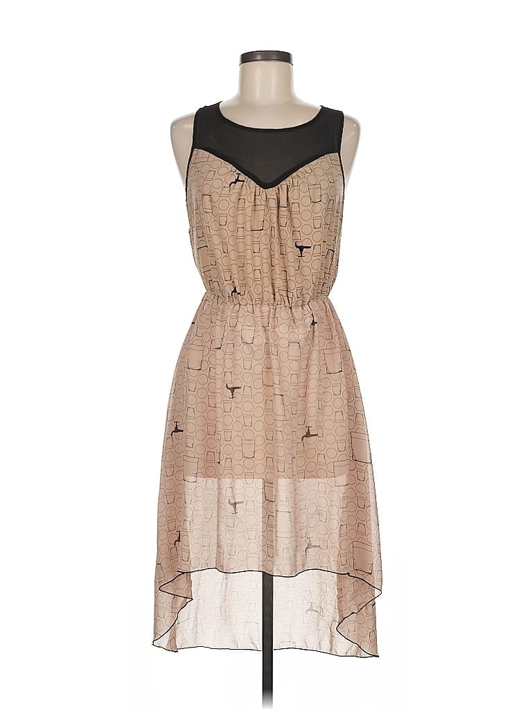 Click to view more detailed imagery on our partner's website Pre-owned Peppermint Casual Dress In Brown