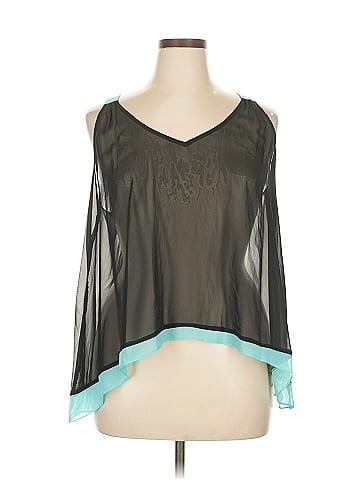 Bisou Bisou 3/4 Sleeve Blouse (view 1)