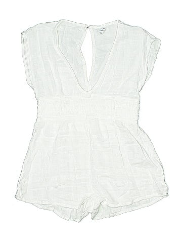 Abercrombie Short Sleeve Outfit (view 1)