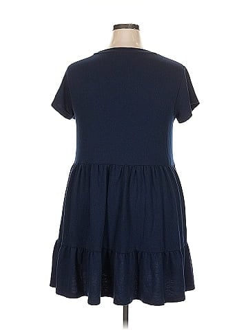 Crown & Ivy Casual Dress (view 2)