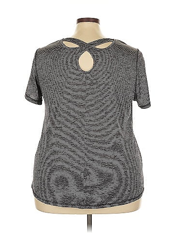 Danskin Now Short Sleeve Top (view 2)