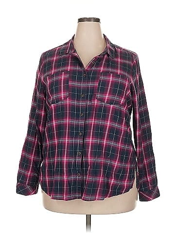 Sonoma Goods for Life 3/4 Sleeve Button-Down Shirt (view 1)