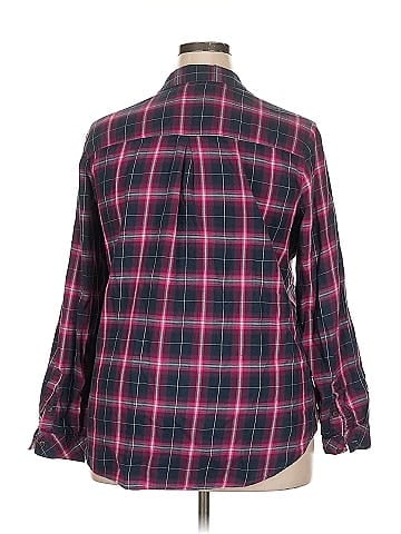 Sonoma Goods for Life 3/4 Sleeve Button-Down Shirt (view 2)