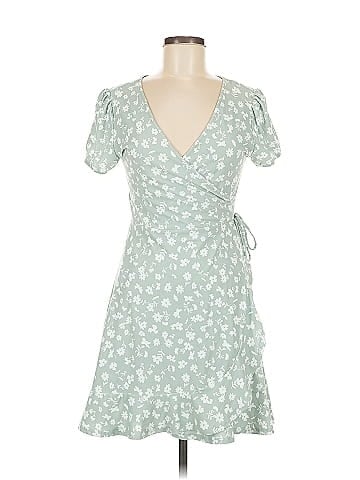No Boundaries Casual Dress (view 1)