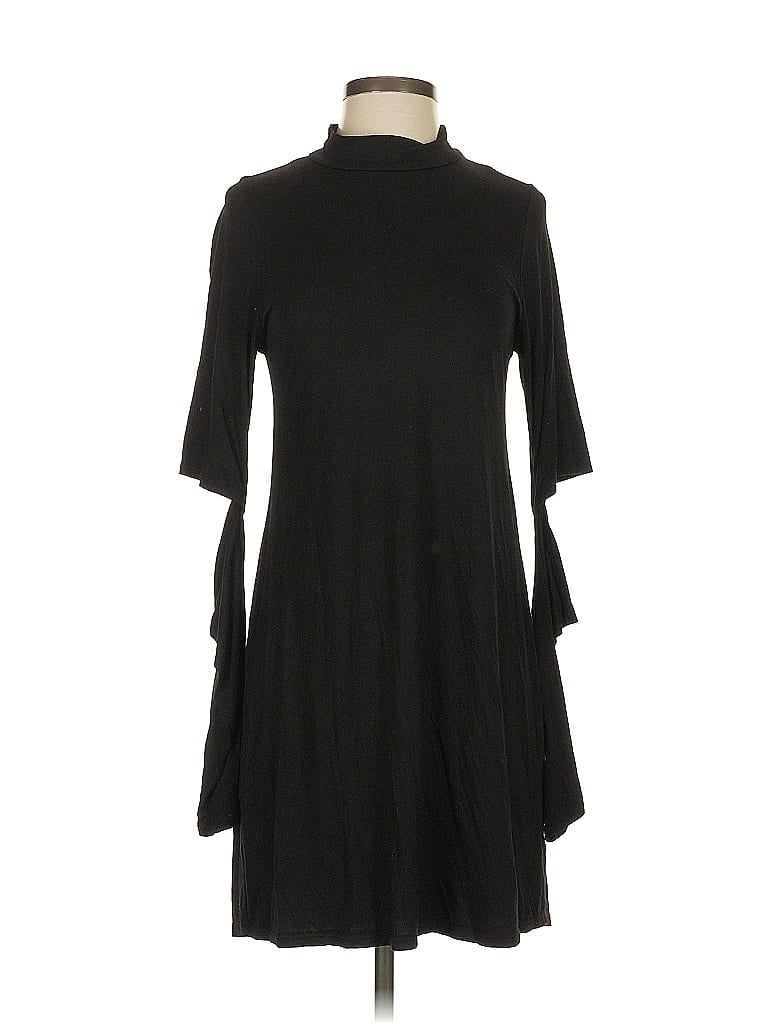 Click to view more detailed imagery on our partner's website Pre-owned Michael Lauren Casual Dress In Black