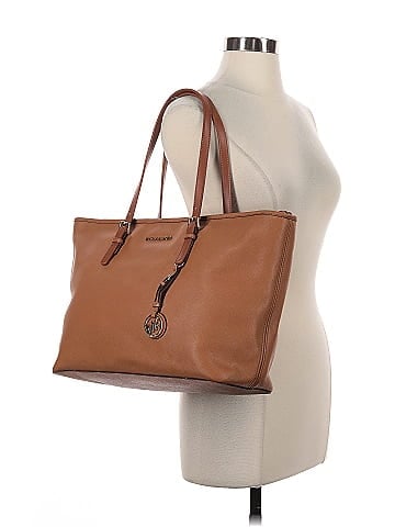 MICHAEL Michael Kors Leather Shoulder Bag (view 2)