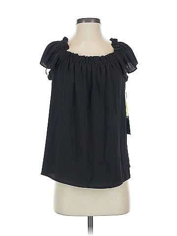 CeCe Short Sleeve Blouse (view 1)
