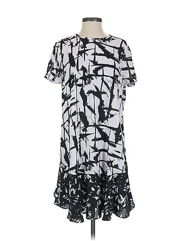 BCBGMAXAZRIA Casual Dress (view 1)