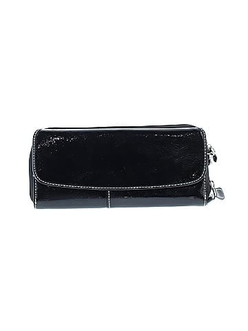 Liz Claiborne Wristlet (view 2)