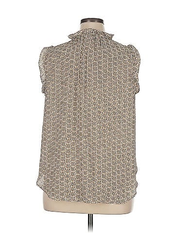 Cupcakes & Cashmere Sleeveless Blouse (view 2)