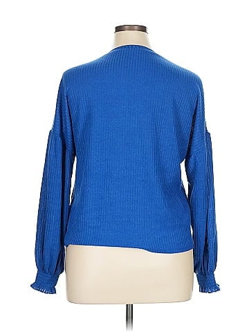Emery Rose Pullover Sweater (view 2)