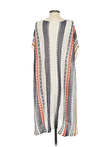 Easel Poncho (view 2)