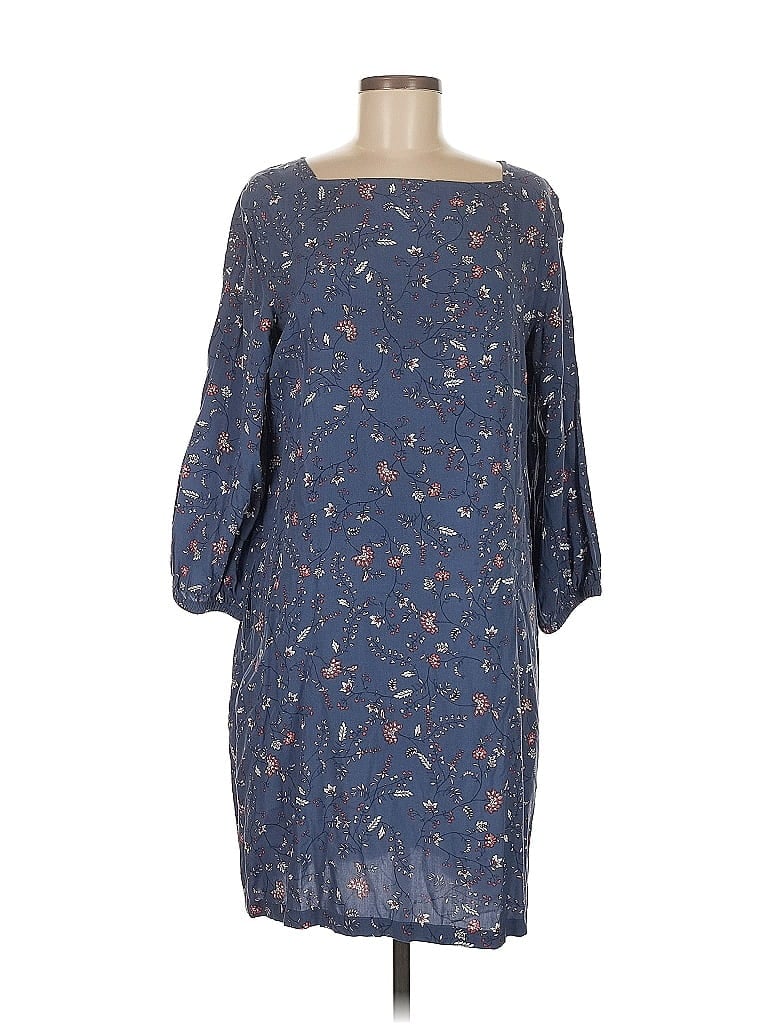 Click to view more detailed imagery on our partner's website Pre-owned Gap Outlet Casual Dress In Blue