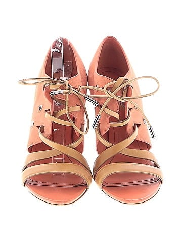 Tod's Heels (view 2)